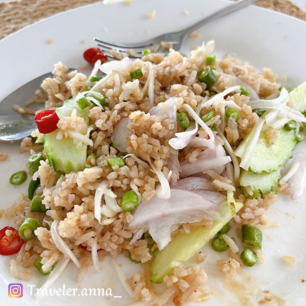 泰國蘇美島_By the sea_traveleranna_Khao kluk kapi_蝦醬炒飯