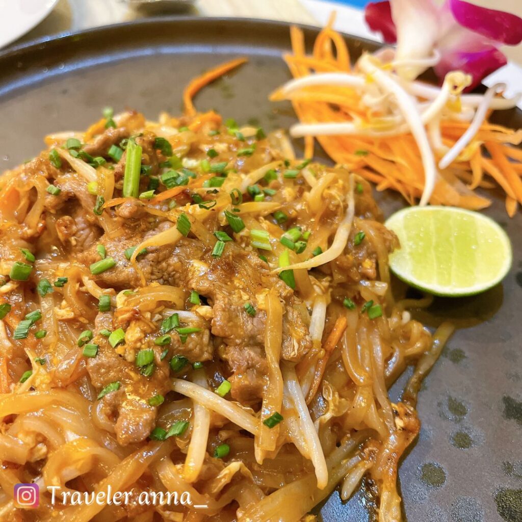 泰國蘇美島-Samui-kangaroo-travleranna-Pad Thai 泰式炒牛肉河粉