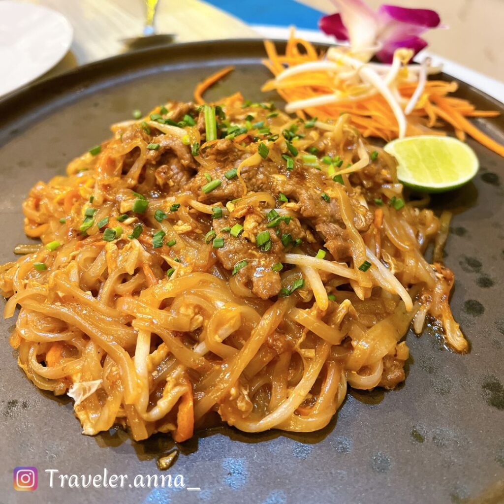 泰國蘇美島-Samui-kangaroo-travleranna-Pad Thai 泰式炒牛肉河粉