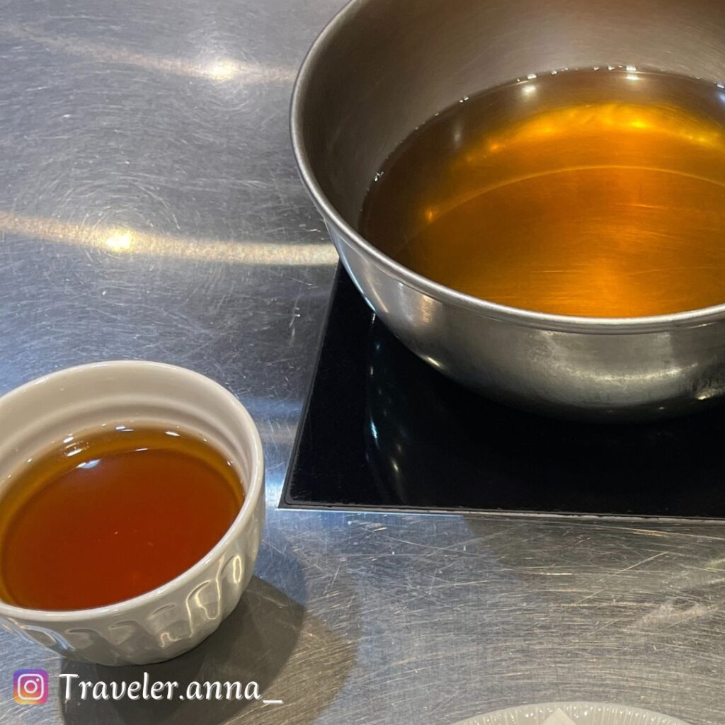台北內湖_德朗火鍋_Traveleranna_滴鑽澄清雞湯