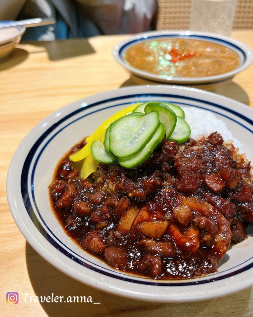 四川成都-找醉獸-traveleranna-黑金滷肉飯